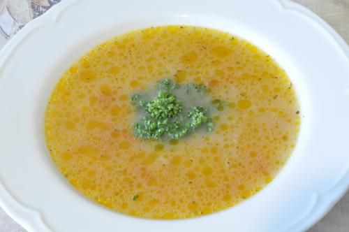 Jak uvařit rajčatová polévka na sedlácký způsob? Snadné recept, připravený za 30 - 45 minut